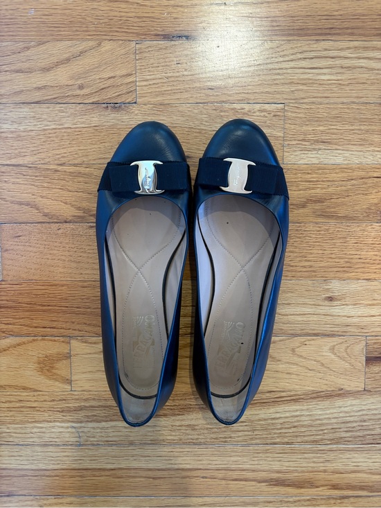 Salvatore Ferragamo Shoes - Ferragamo Varina Leather Ballet Flats
